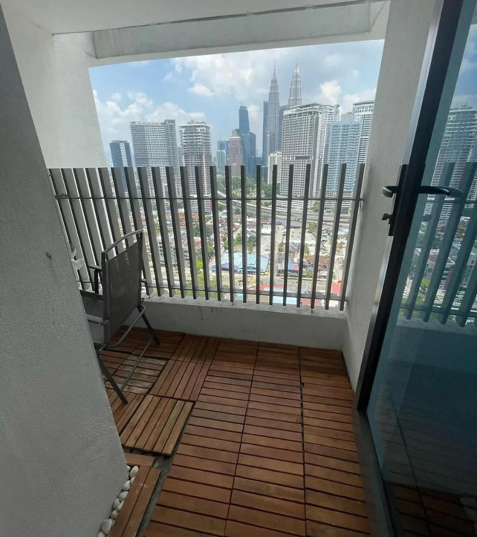 Infinitum Suites By The Colony & Luxe Klcc Apartment Kuala Lumpur