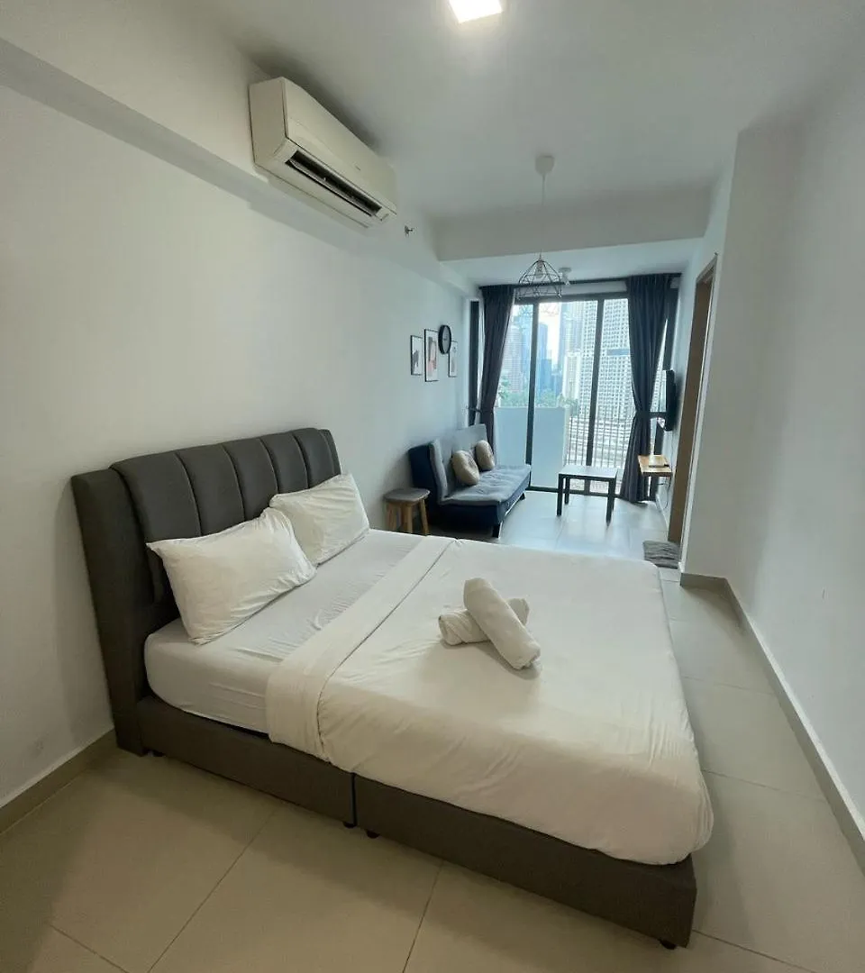 Infinitum Suites By The Colony & Luxe Klcc Apartment Kuala Lumpur