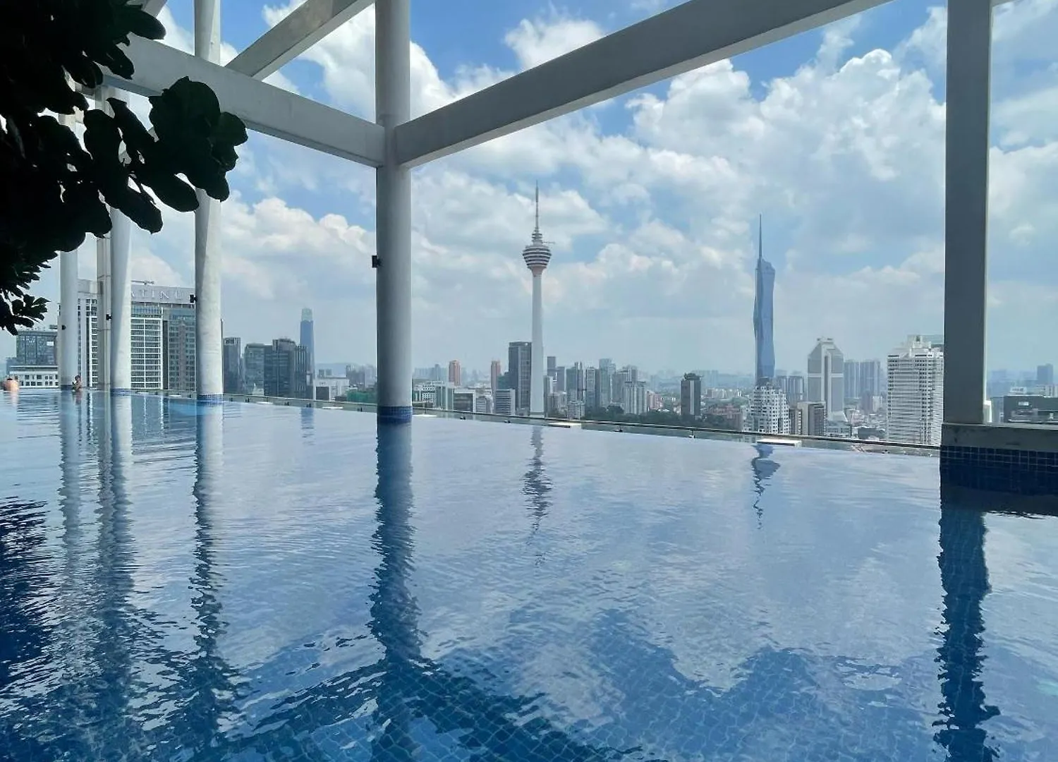 Infinitum Suites By The Colony & Luxe Klcc Kuala Lumpur